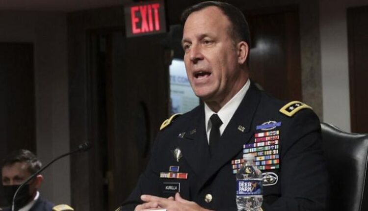 قائد القيادة المركزية الأميركية الجنرال إريك كوريلا