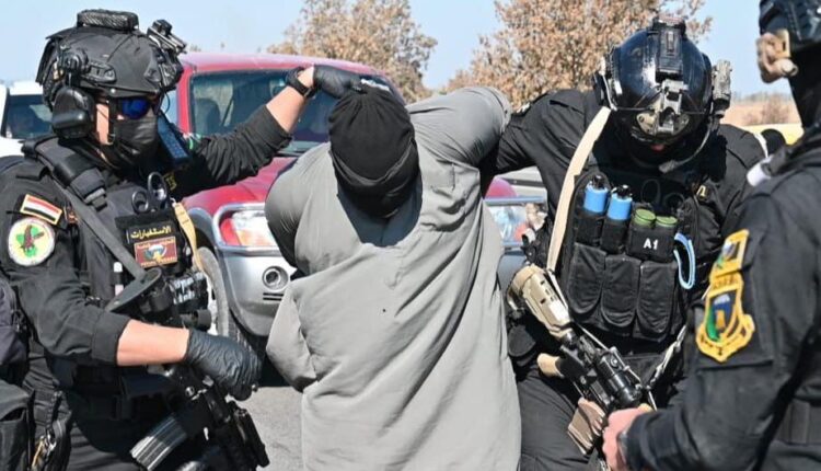 اعتقال قيادي في تنظيم "داعش" من قبل الأمن العراقي - صفحة الناطق باسم القائد العام للقوات العراقية