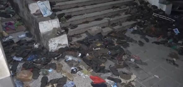 أحذية ضحايا حادثة التدافع نحو المساعدات في العاصمة صنعاء – انترنيت