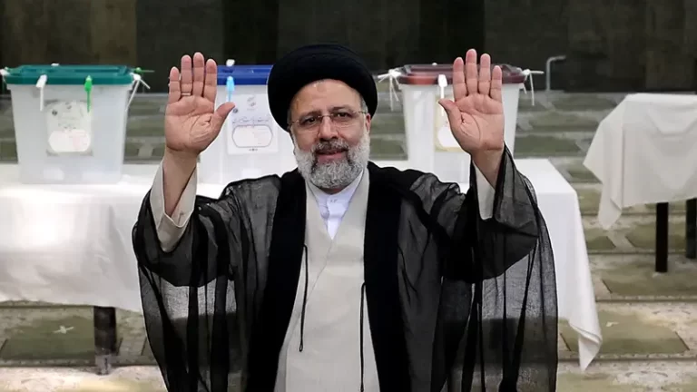 الرئيس الإيراني إبراهيم رئيسي - فارس