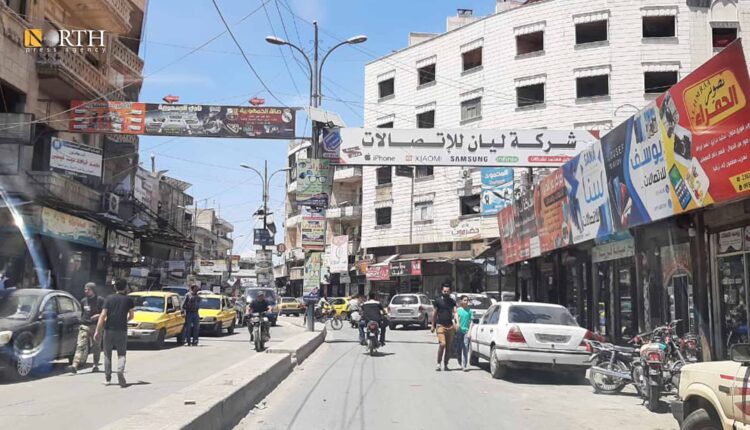 السوق الرئيسية بمركز مدينة إدلب - نورث برس