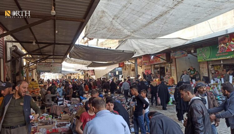 سوق مدينة الدانا شمالي إدلب – نورث برس