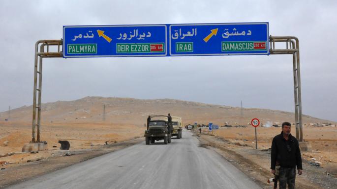 طريق تدمر دير الزور - (أ ف ب)
