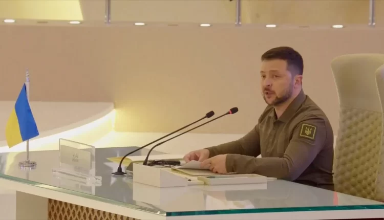 الرئيس الأوكراني فلاديمير زيلينسكي من القمة العربية في جدة