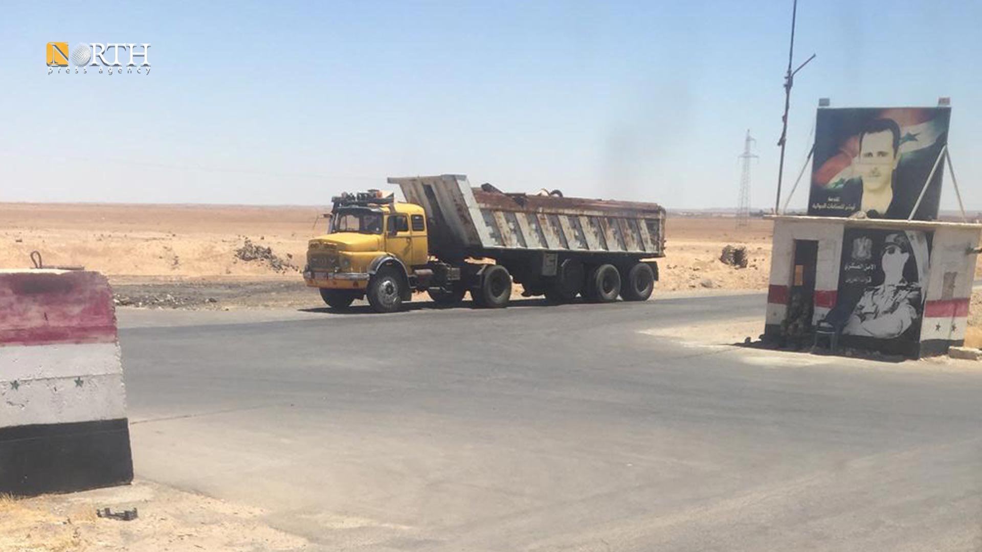 حاجز المسمية التابع للقوات الحكومية على طريق دمشق السويداء - نورث برس
