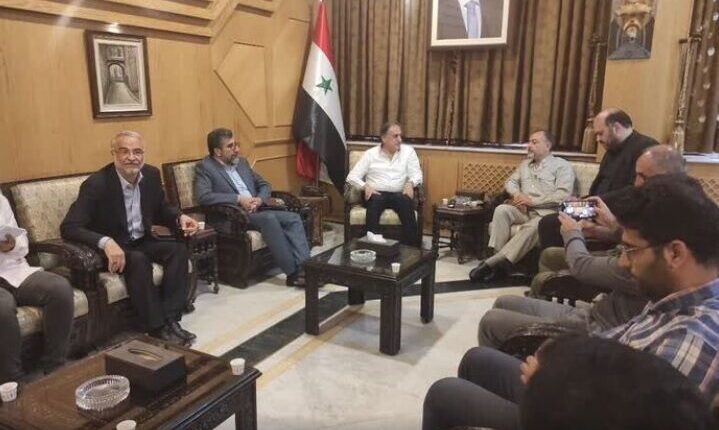 محافظ حلب أثناء استقباله الوفد الإيراني – نورث برس