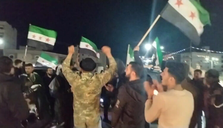 مظاهرة مسائية في مدينة أعزاز ضد هيئة تحرير الشام - متداول