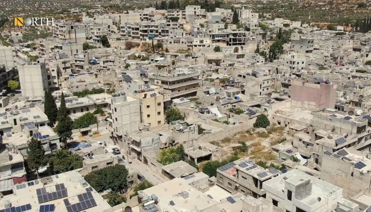 بلدة كفرتخاريم في ريف إدلب الغربي - نورث برس