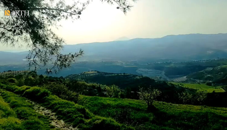 طريق خربة الجوز قرب الحدود التركية السورية شمال غربي إدلب - نورث برس