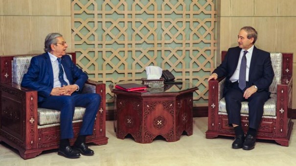 من لقاء وزير الخارجية السوري فيصل المقداد والسفير الجزائري كمال أبو شامة لدى سوريا