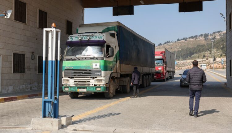 معبر الحمران بريف جرابلس شمال شرقي حلب