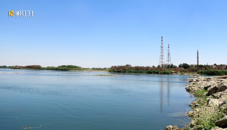 نهر الفرات بمدينة الميادين بريف دير الزور الشرقي – نورث برس