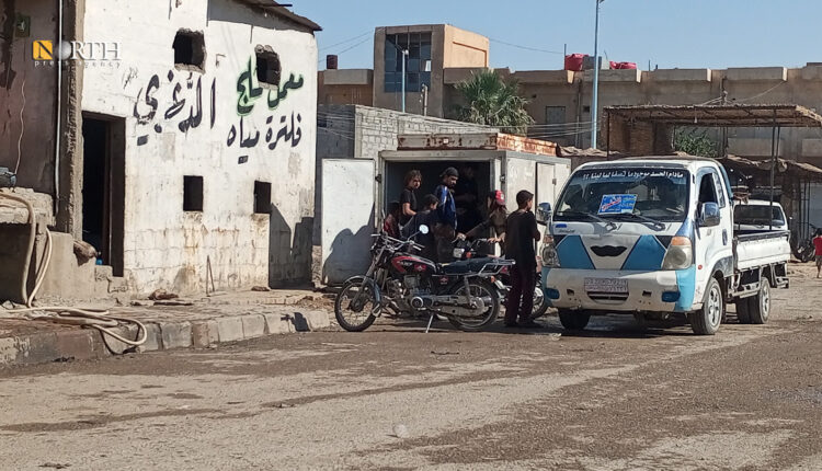 أحد معامل الثلج بدير الزور - نورث برس