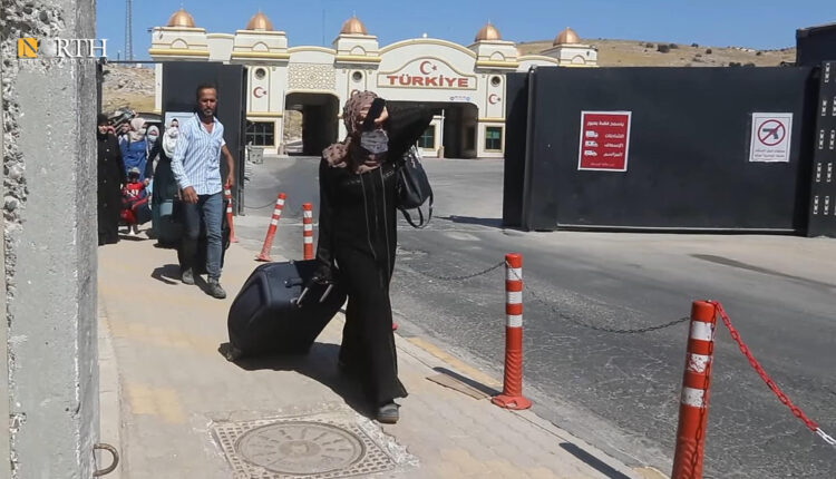 معبر باب الهوى ساحة المسافرين من الجانب السوري – نورث برس