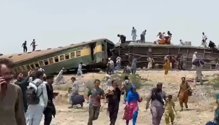 صورة متداولة لحادثة القطار في باكستان