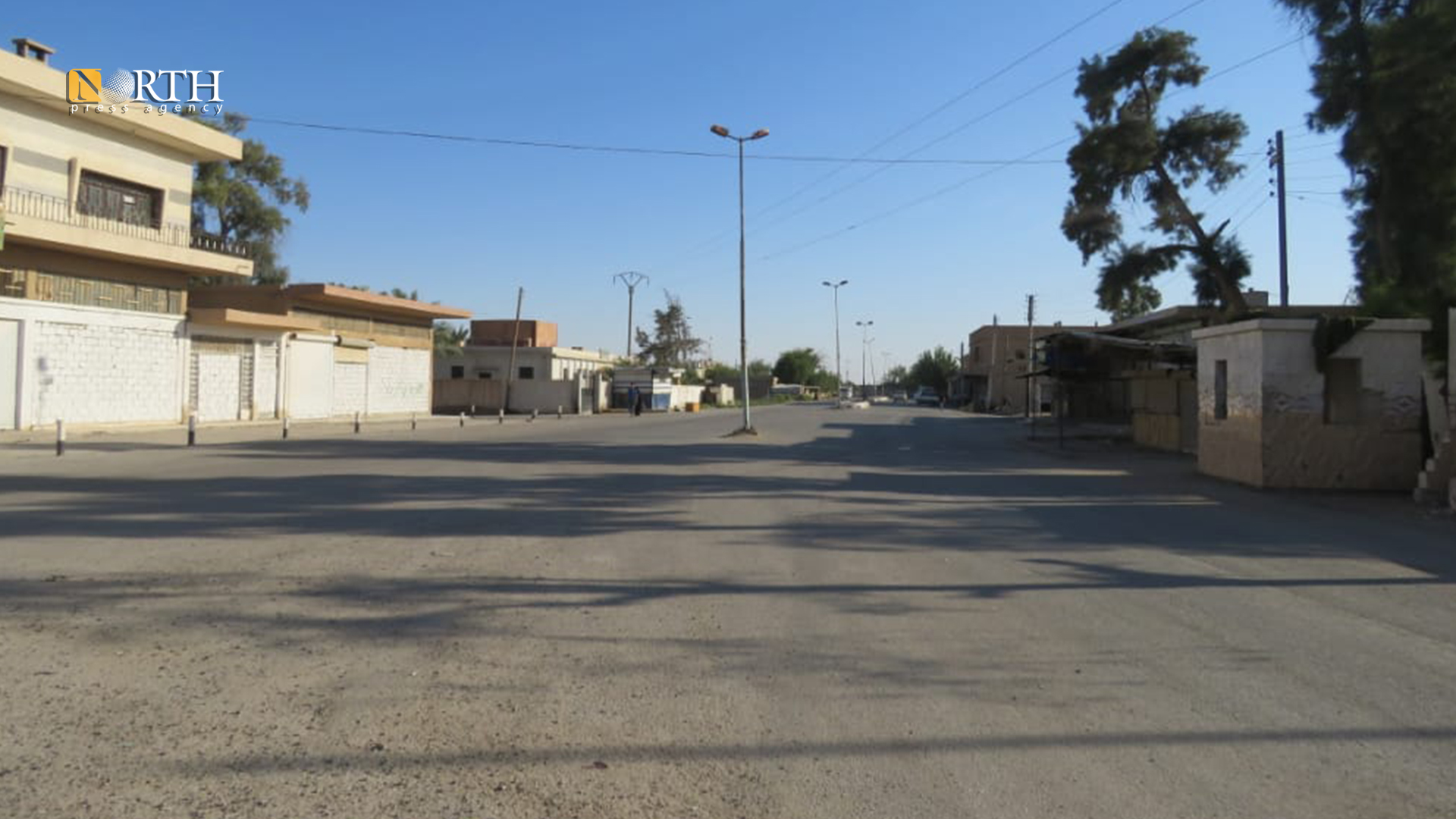 شارع البلدية وسط بلدة ذيبان بريف دير الزور الشرقي ـ نورث برس