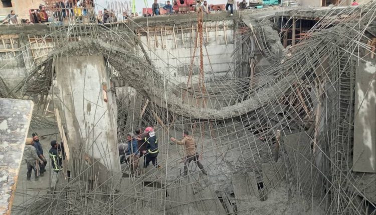 السقف المنهار لبناء قيد الإنشاء في الحسكة - متداول