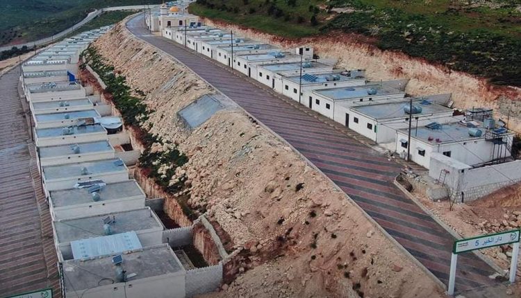 صورة للمستوطنة الجديدة في قرية كفرلوسين بريف إدلب - متداول