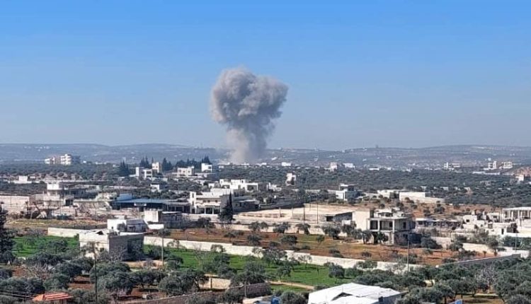 غارة جوية روسية على أطراف مدينة إدلب - متداول