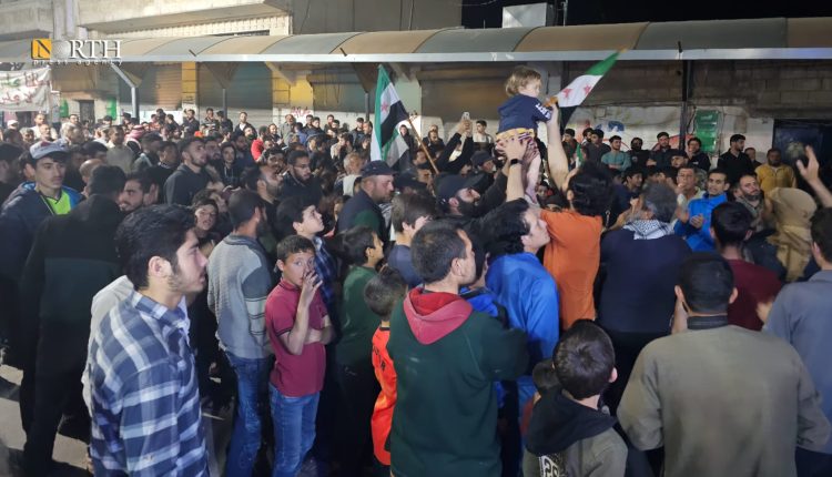 مظاهرات مسائية في بنش بريف إدلب - نورث برس