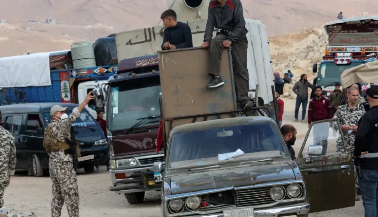إعادة لاجئين سوريين إلى بلادهم – انترنيت