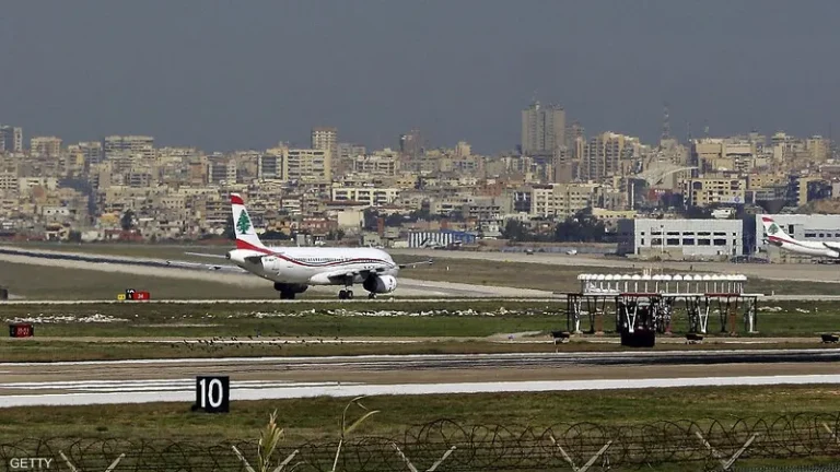 مطار رفيق الحريري الدولي في بيروت عاصمة لبنان
