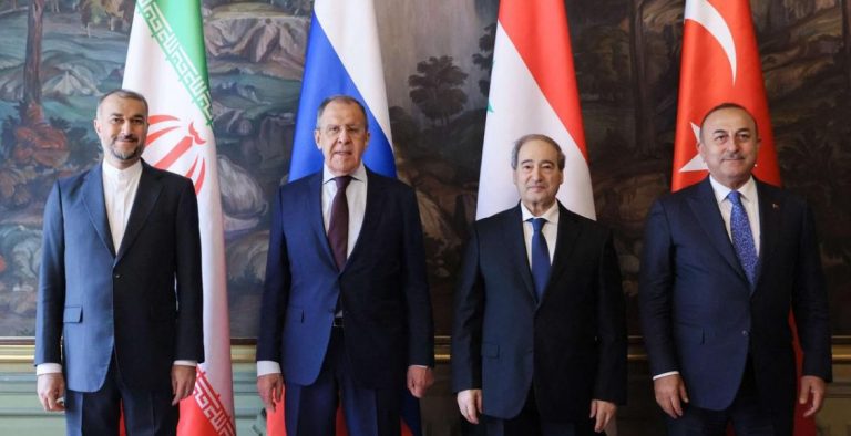 اجتماع سابق لوزراء خارجية سوريا وتركيا وإيران وروسيا في موسكو - متداول