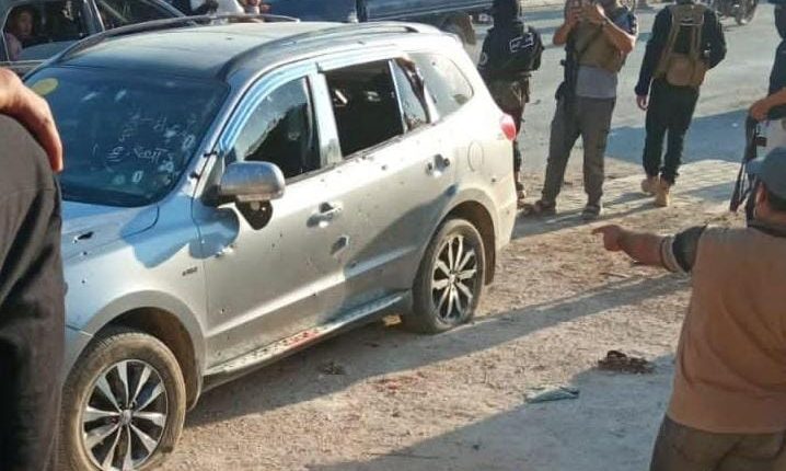 السيارة التي استهدفها عناصر هيئة تحرير الشام "النصرة سابقاً" في إدلب - متداول