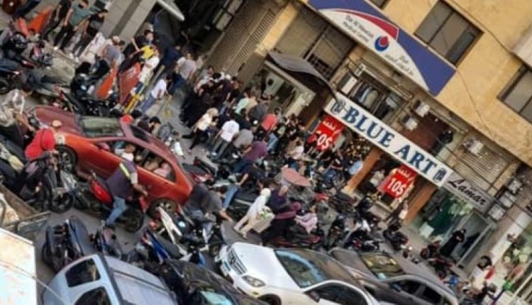 انفجارات أجهزة اتصال لاسلكية بعناصر من حزب الله في بيروت