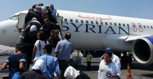 طائرة للخطوط الجوية السورية في مطار القامشلي - إنترنت