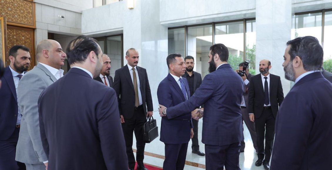 استقبال الشرع للوفد العراقي بدمشق