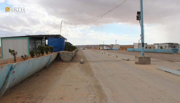 نقطة تفتيش قوى الأمن الداخلي (الأسايش) في معبر الطبقة – نورث برس/ أرشيفية