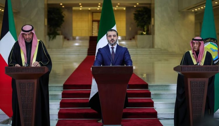 مؤتمر صحفي لوزير الخارجية السوري ونظيره الكويتي ورئيس مجلس التعاون الخليجي