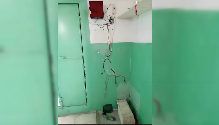 سرقة محتويات مسجد قرية العلوش بريف منبج - متداول