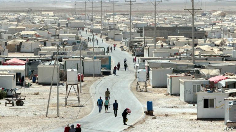 مخيمات للاجئين السوريين في الأردن