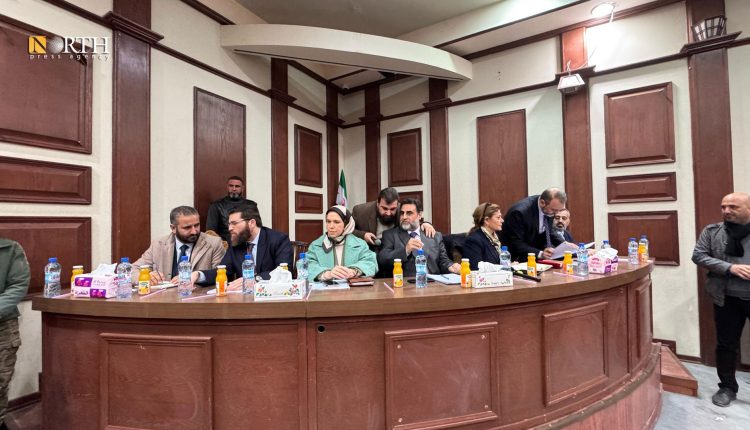 الجلسة الحوارية للجنة التحضيرية لمؤتمر الحوار الوطني في السويداء - نورث برس