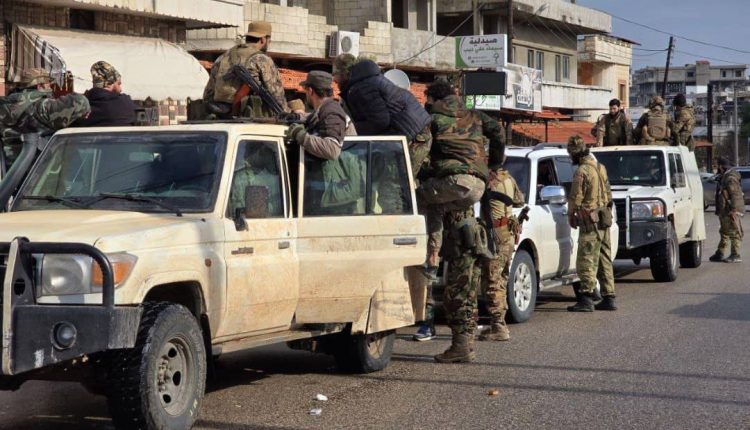 دورية للأمن العام في دير الزور
