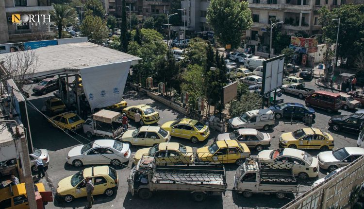 ازدحام على محطة الأزبكية في شارع بغداد بدمشق - نورث برس/ أرشيفية