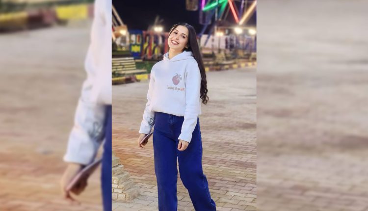 مصرع الطالبة الجامعية شيندا كشو بطلق ناري في اللاذقية - متداول