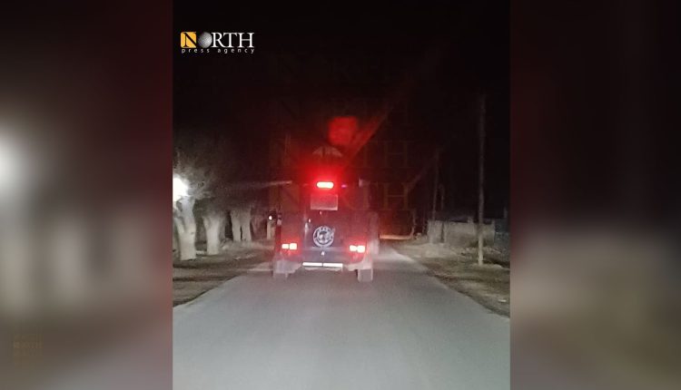 مدرعة عسكرية لقوات مكافحة الإرهاب في "الأسايش" خلال الحملة الأمنية في القرى السبع شرق الفرات - نورث برس