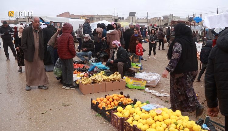 سوق شعبي متنقل في أحد أحياء الحسكة - نورث برس