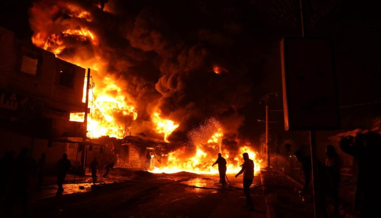 حريق في محطة محروقات بمدينة الباب بريف حلب الشرقي - الدفاع المدني السوري
