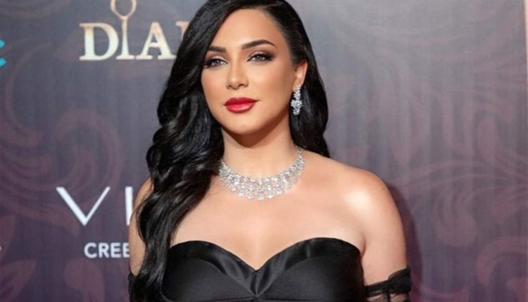 الفنانة والممثلة السورية سلاف فواخرجي