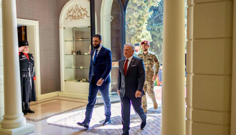 الرئيس السوري أحمد الشرع وملك الأردن الملك عبدﷲ الثاني