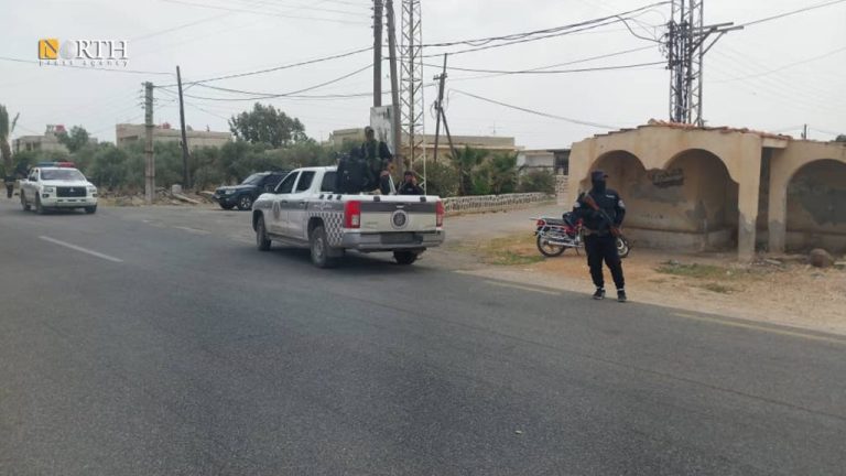 عناصر من الأمن العام في بلدة الصورة الكبيرة بريف السويداء قبل يومين – نورث برس