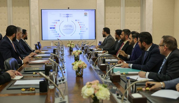 وزير الاتصالات يستعرض مشروع لتطوير الإنترنت في سوريا