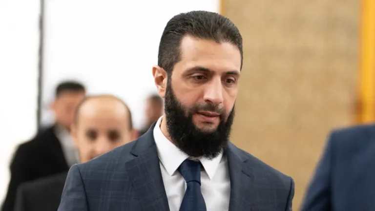 الرئيس السوري أحمد الشرع