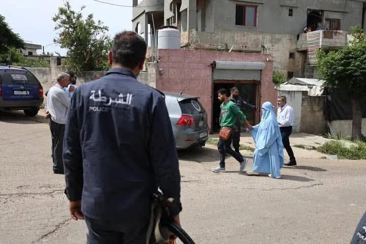 ظهور الفتاة بنقاب بعد أسبوعين من "اختفائها" في القرية التي اختفت منها بريف حمص _ متداول