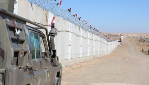 الجدار الذي بنته القوات العراقية مع طول حدودها مع سوريا - وسائل إعلام عراقية