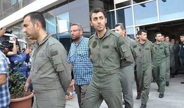 اعتقال عشرات الطياريين الأتراك بتهمة الانتماء لتنظيم "غولن" عام 2019
